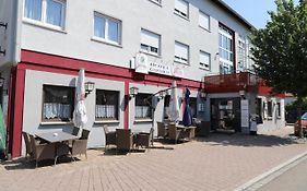 Hotel Loewen